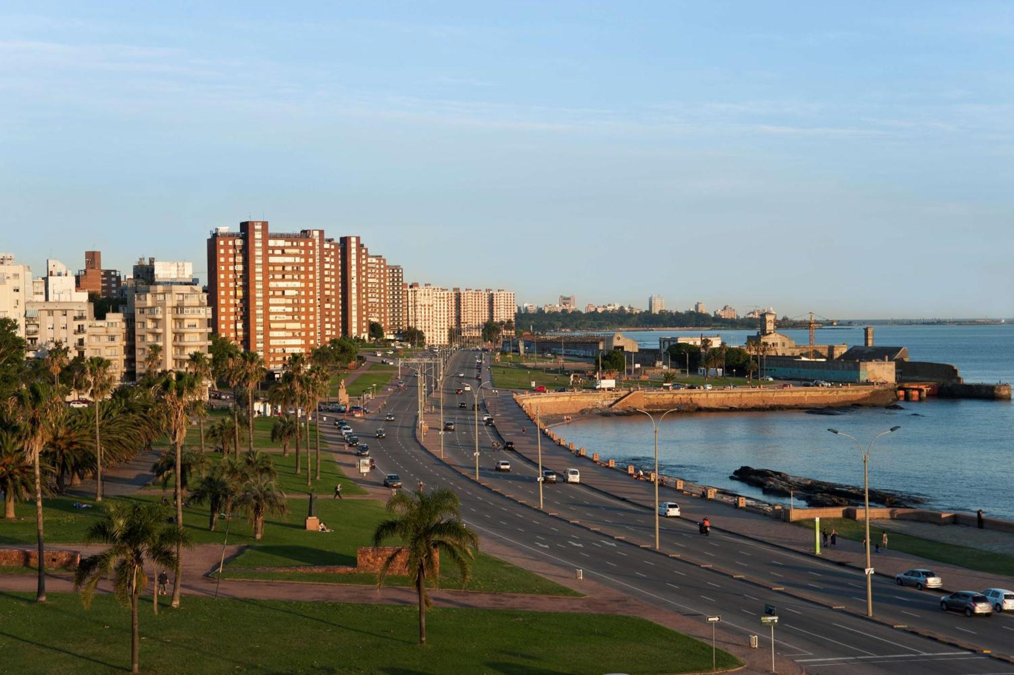 Hotel Nh Montevideo Columbia Exterior foto